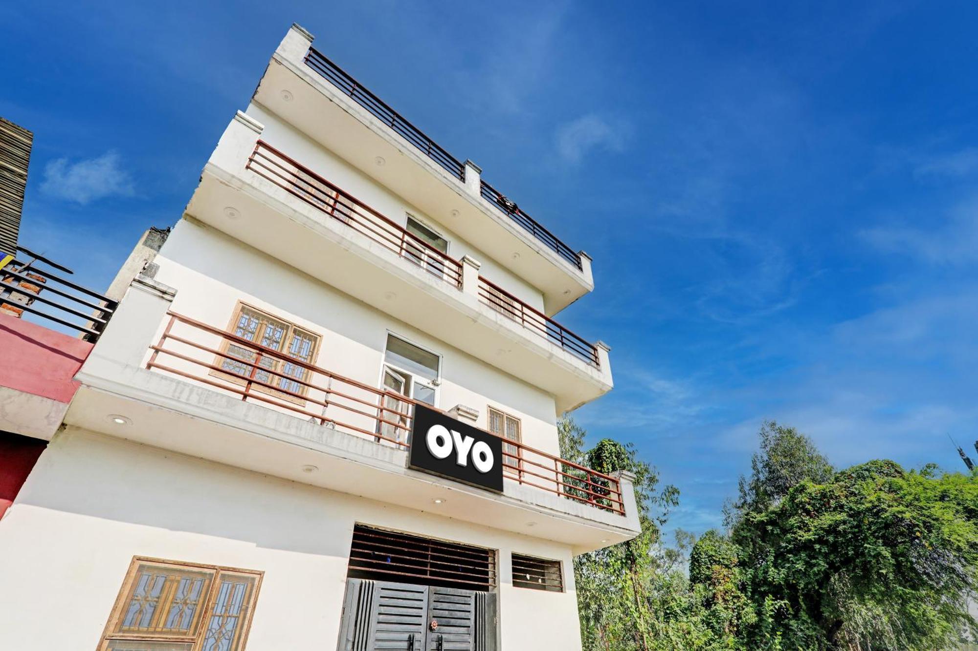 Oyo Flagship Shine Hotel Chinhat Exteriör bild